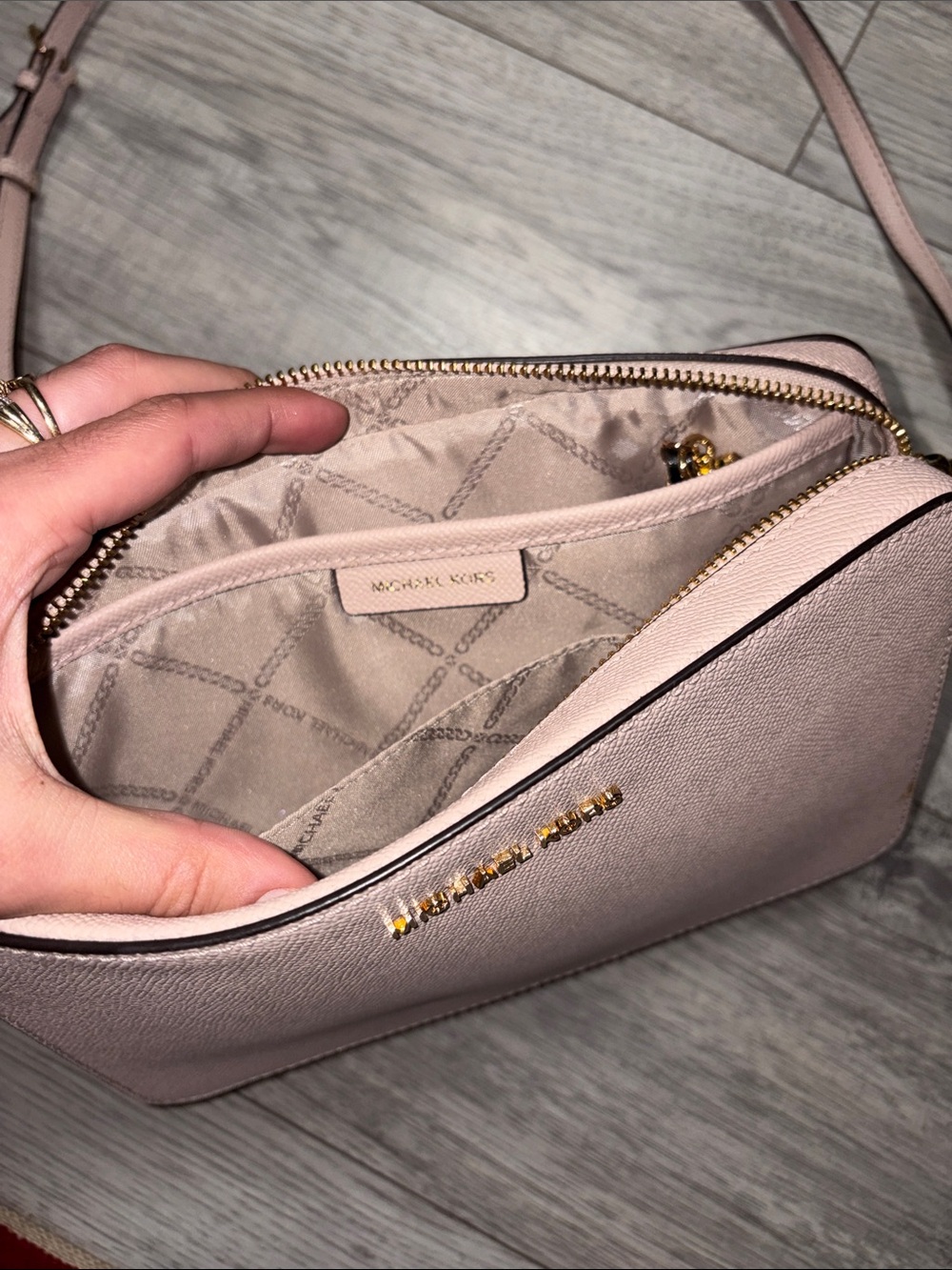 Michael Kors Pale Pink Saffiano Crossbody with Gold Chain Strap - Picture 9 of 15